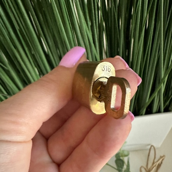 Louis Vuitton lock with key 316 - Picture 4 of 4